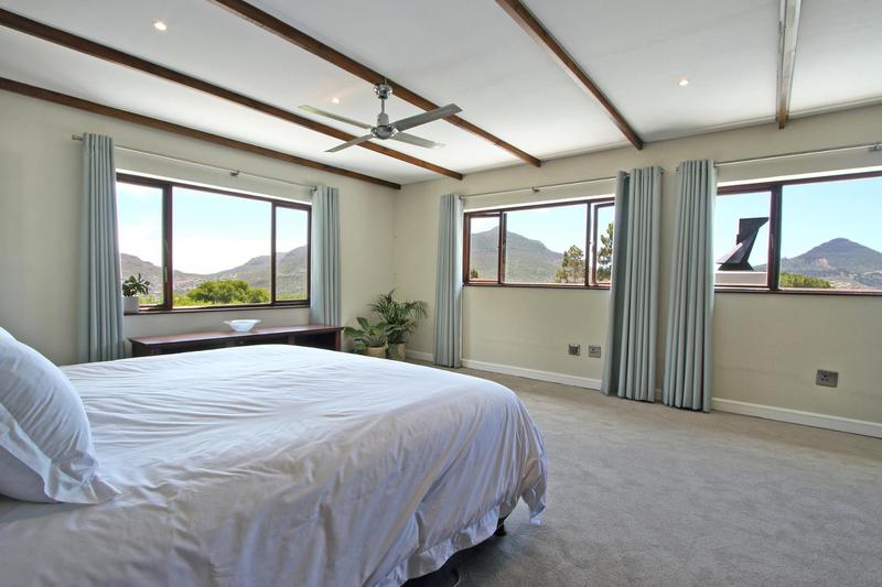 To Let 5 Bedroom Property for Rent in Hout Bay Western Cape